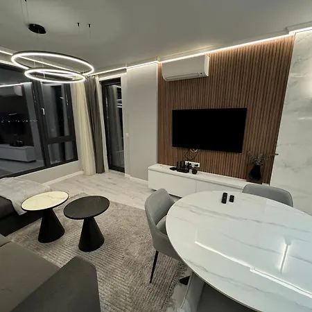 Seaview Smart Apartman *
